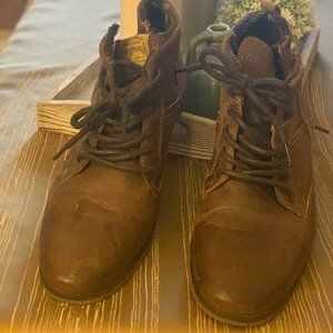 Steve Madden mid size boots